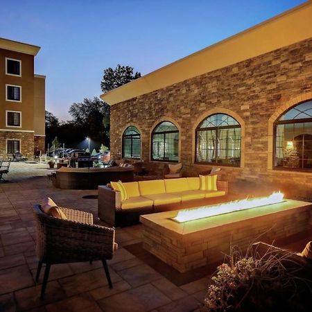 Staybridge Suites - Southgate - Detroit Area By Ihg Eksteriør billede