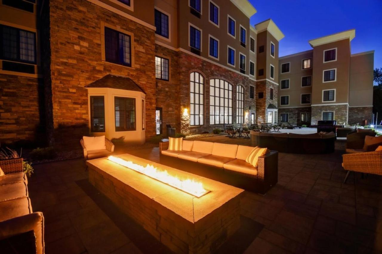 Staybridge Suites - Southgate - Detroit Area By Ihg Eksteriør billede